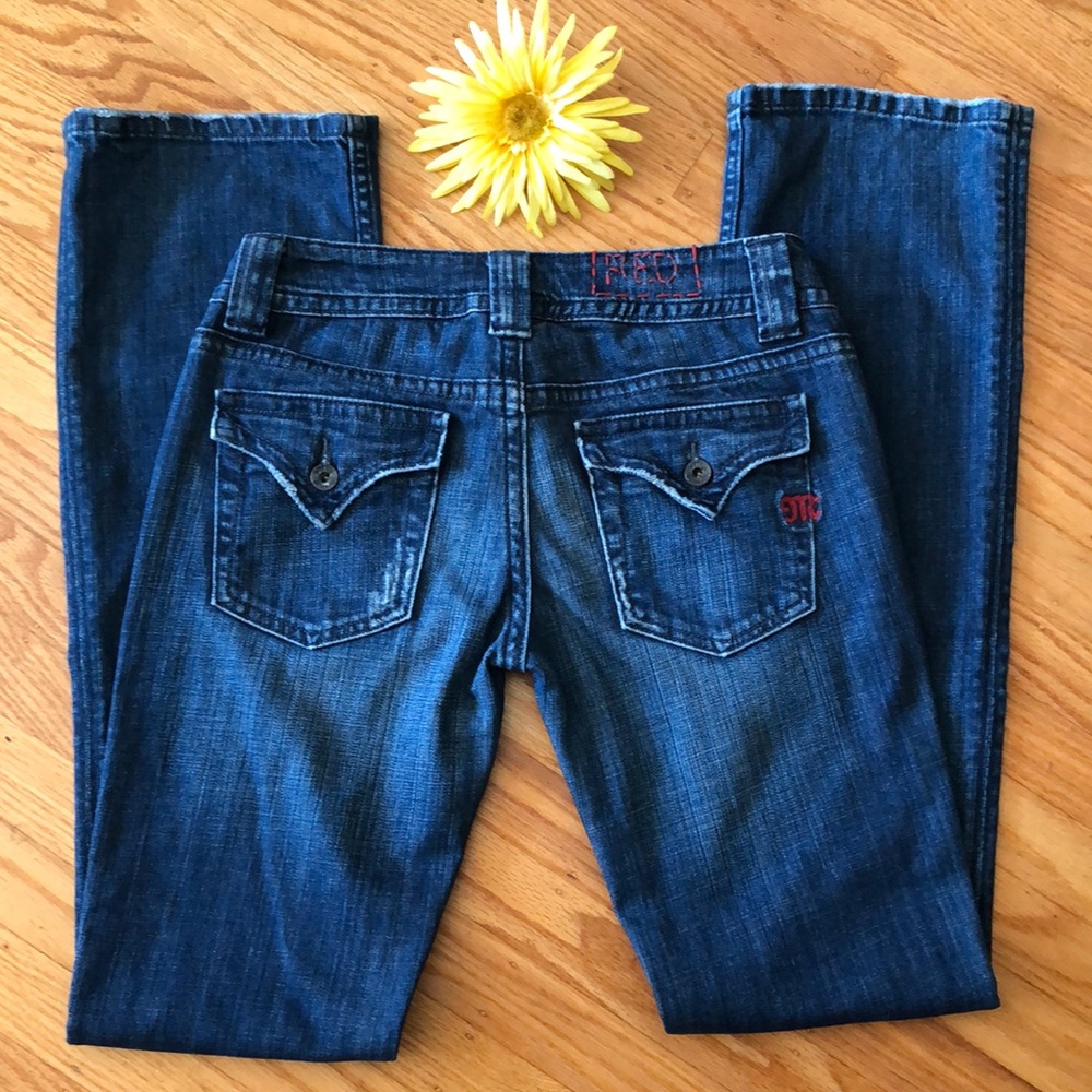🌺 Miss Me; Lucille “Red” Straight Leg Jeans 28/34